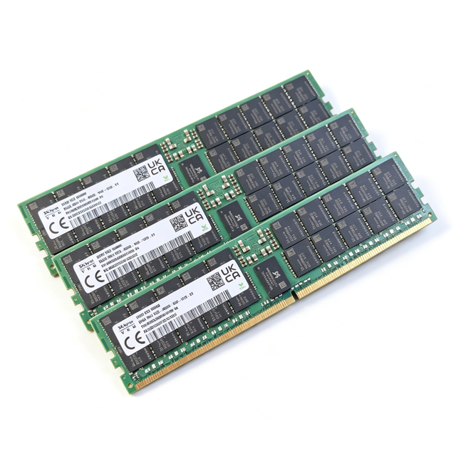 SK Hynix HMCG94MEBRA 64GB DDR5‑4800 ECC RDIMM
